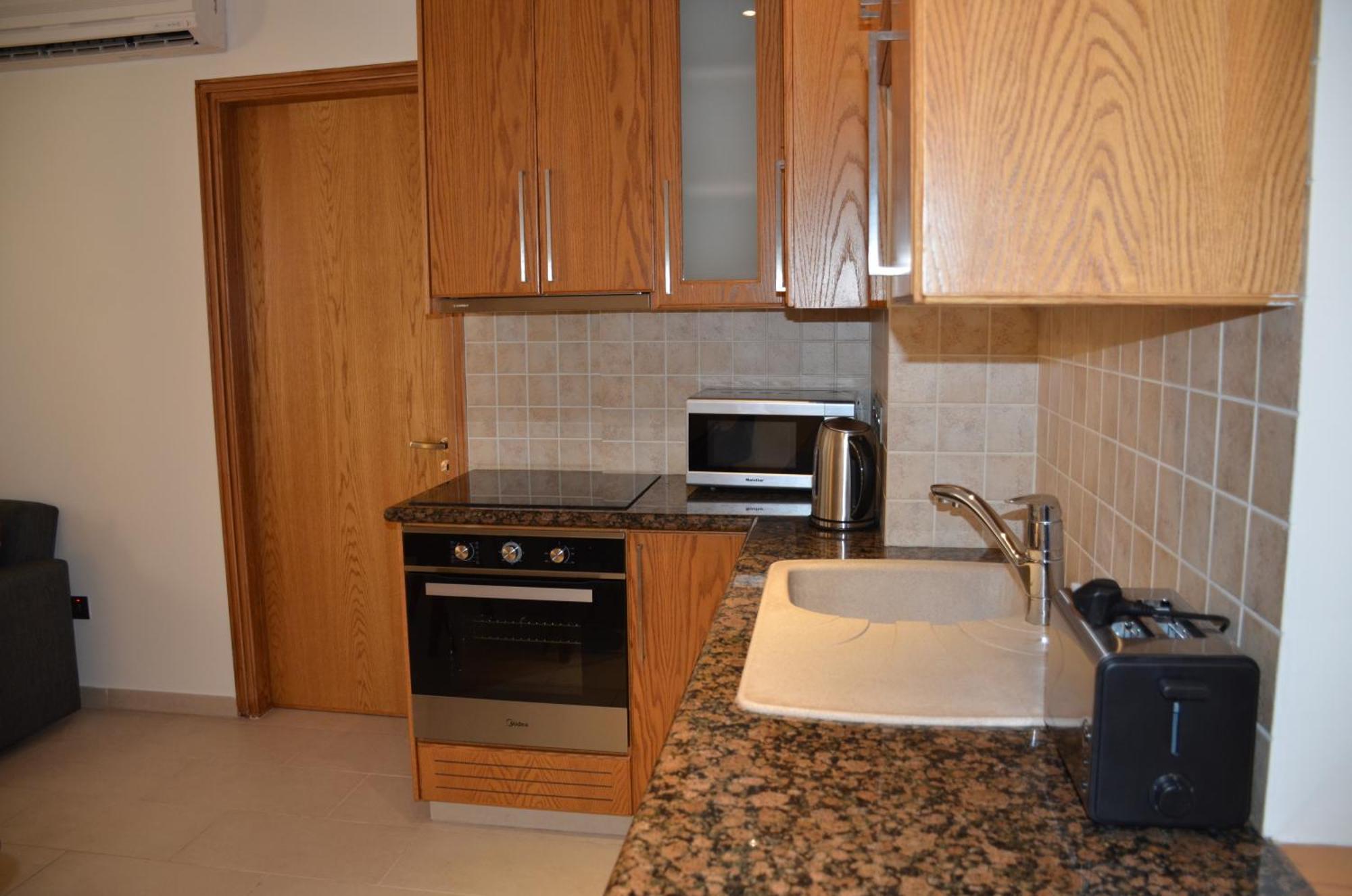 2 Bedroom Apartment, Zygos Centre Block D - By Imh Travel & Tours Paphos Exteriér fotografie