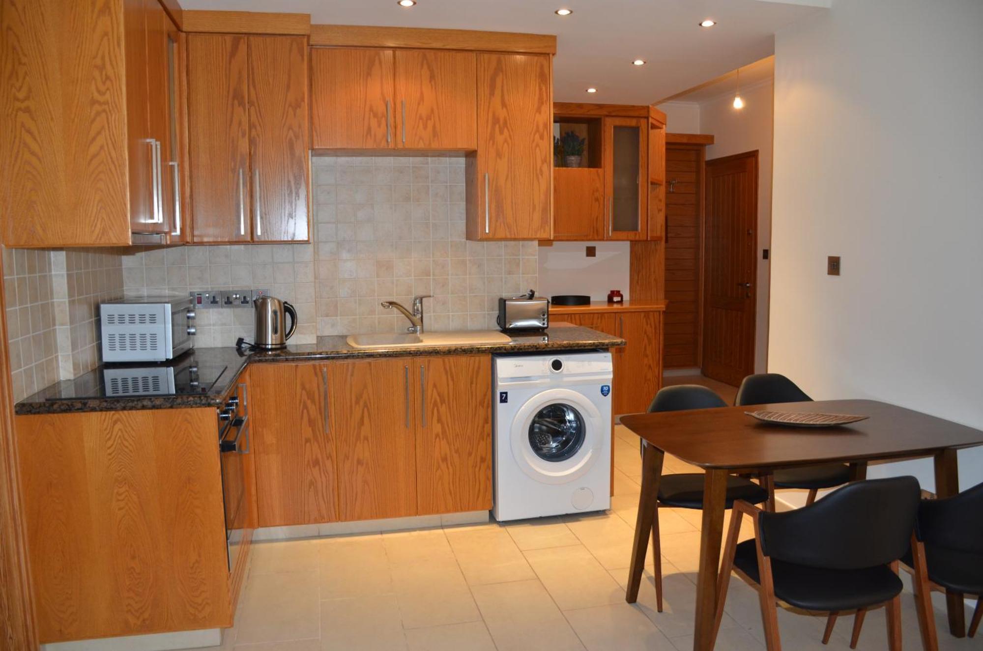 2 Bedroom Apartment, Zygos Centre Block D - By Imh Travel & Tours Paphos Exteriér fotografie