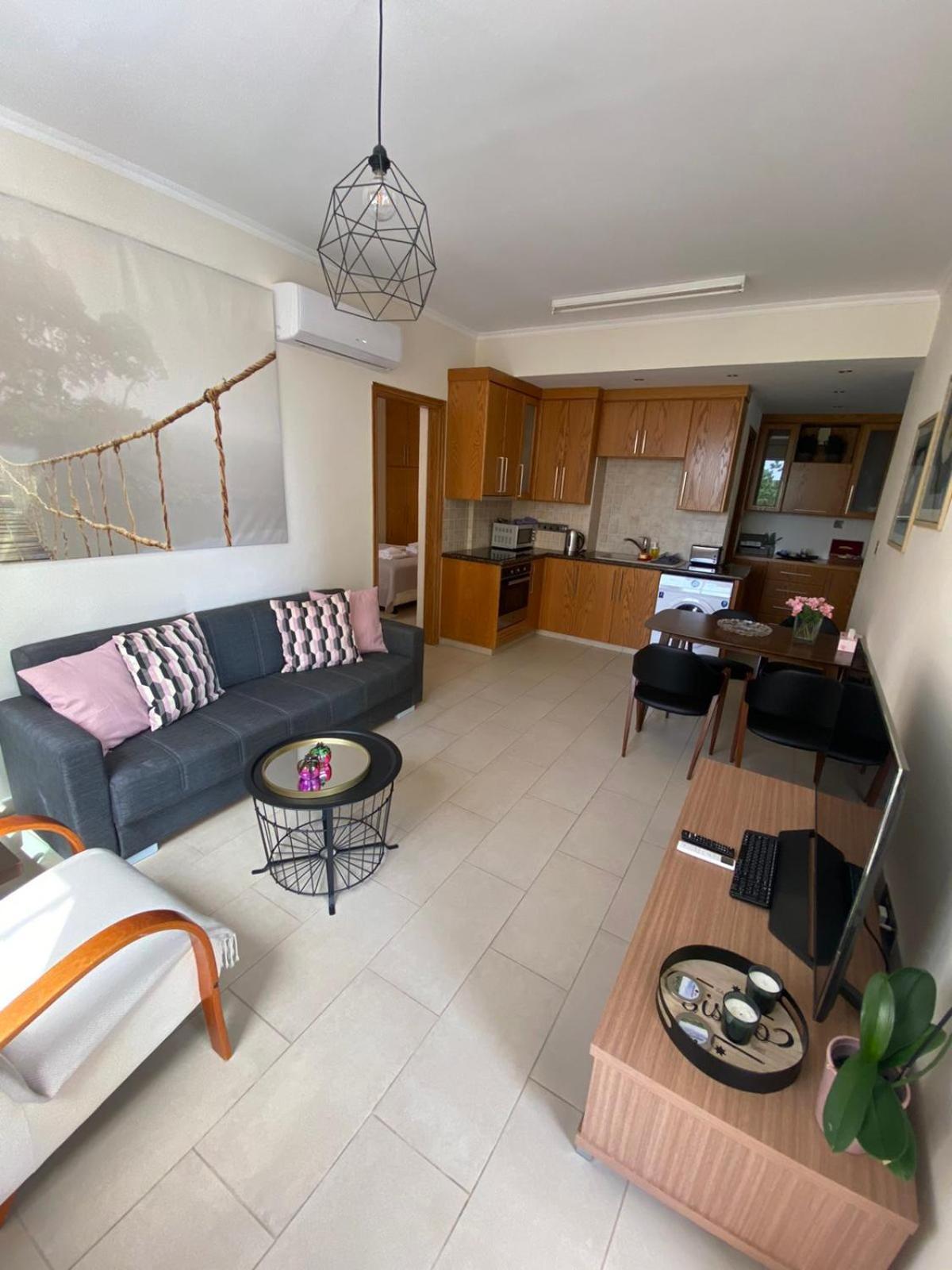 2 Bedroom Apartment, Zygos Centre Block D - By Imh Travel & Tours Paphos Exteriér fotografie